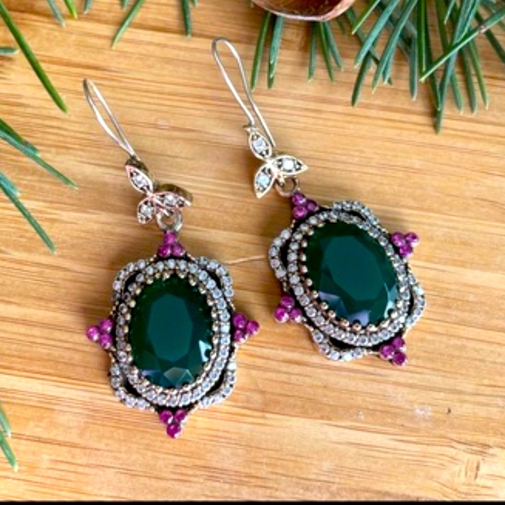 925 Sterling Silver, Emerald & Topaz drop Earrings